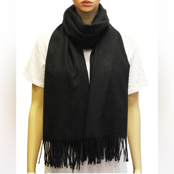 599. Soft Black Fringe Scarf NEW Item NWT One Size - Picture 3 of 3